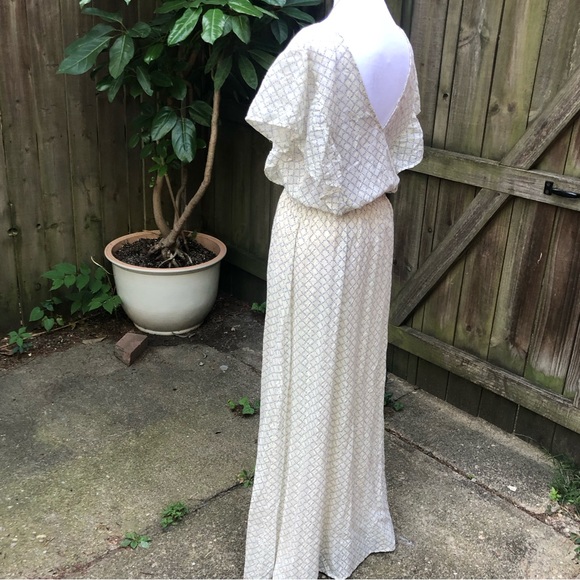 V Neck Maxi Cowgirl Freeflowing Floral Cotton Dress - Picture 7 of 13